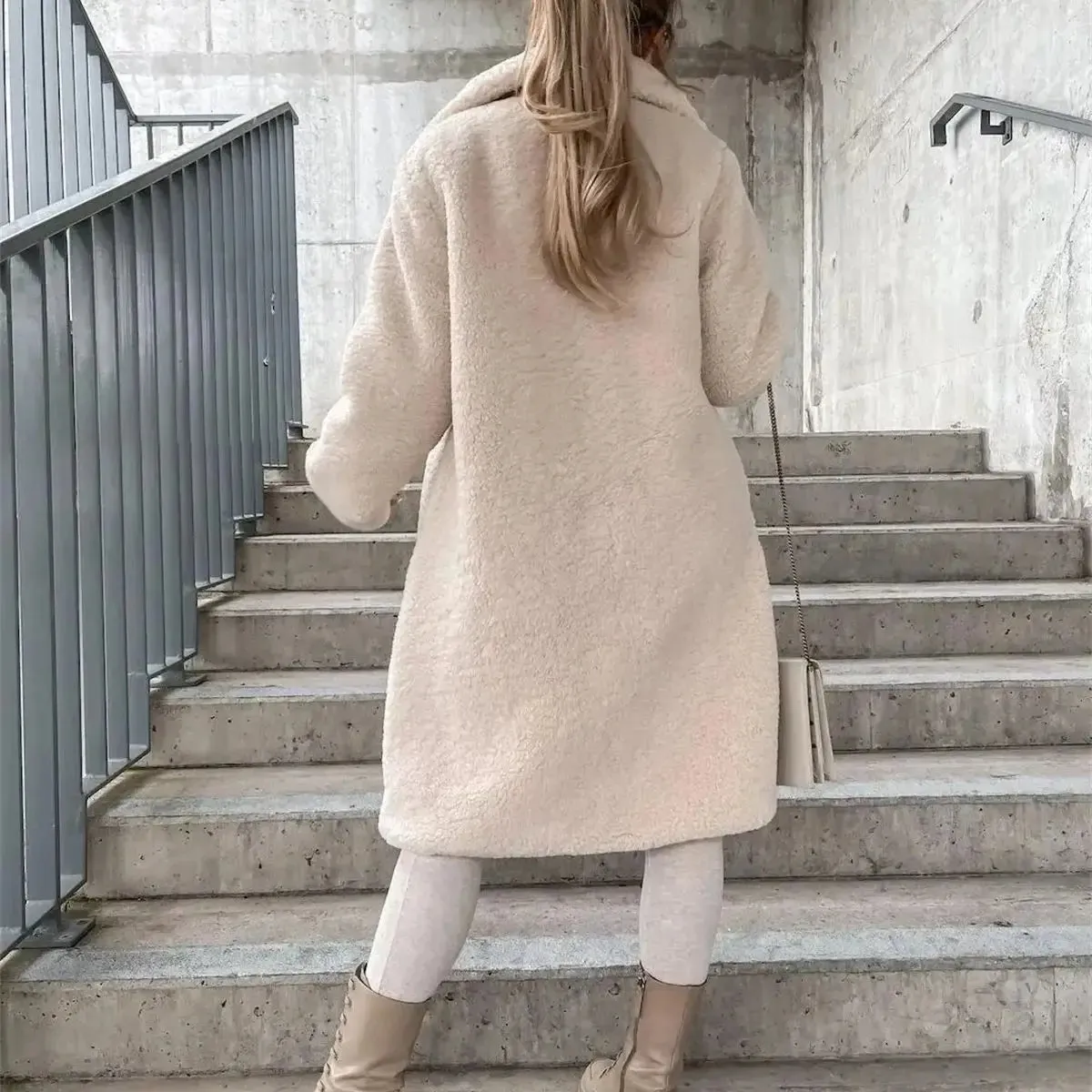 Ava™ - Warm Embrace Teddy Coat
