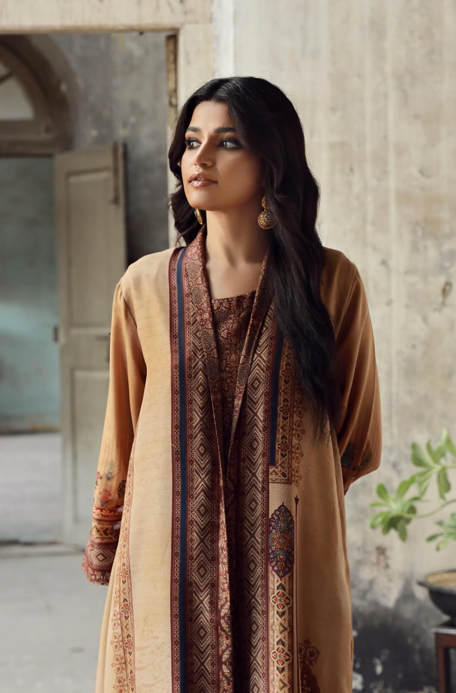 Dasht Coat - Shades of Sand
