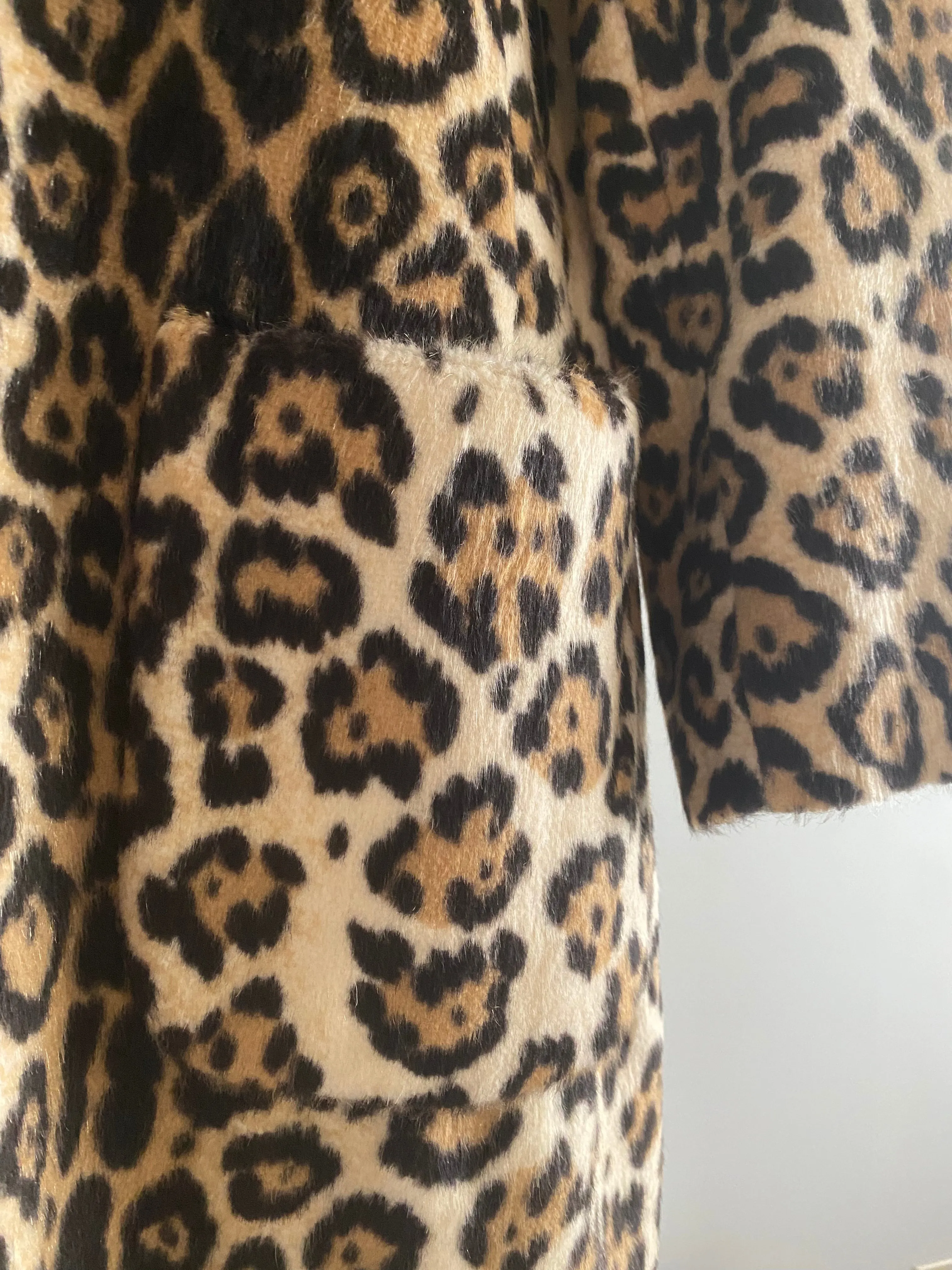 Iconic 1960's Leopard Print Ladies Glamour Coat By Safari / ML