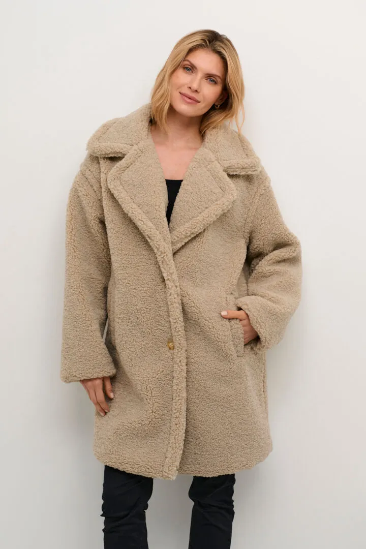 Thyra Teddy Coat