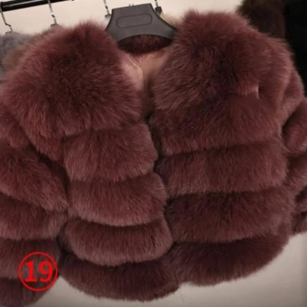 Women's Winter O-Neck Short Coat With Fox Fur