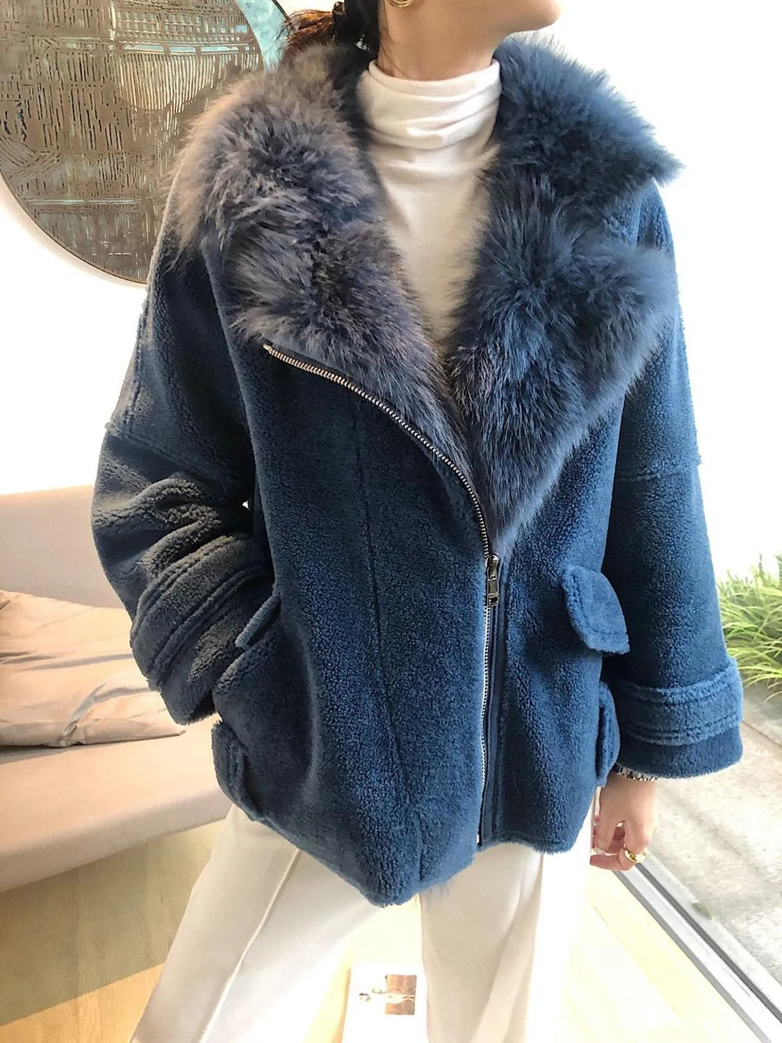 Women's Winter Warm Real Fur Short Coat With Zipper